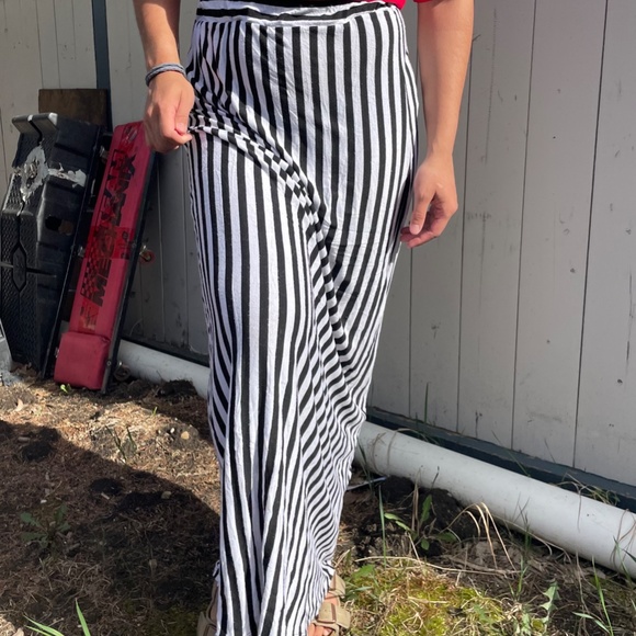 Part 2. various brands, unique comfy bottom wear size S - Picture 4 of 8